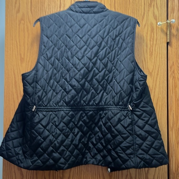 Croft & Barrow zipped vest - Picture 5 of 8